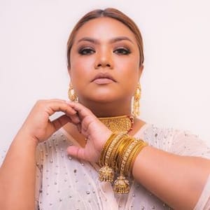 Dina Nadzir