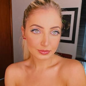 Carol Giacomin