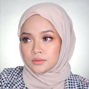 Yasmeen Razak