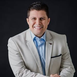 Pr Davi Goes