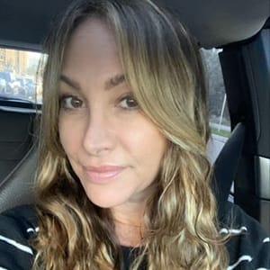 Julie Cuomo