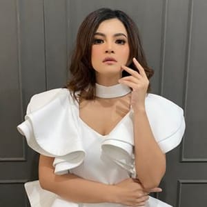 Tania Putri