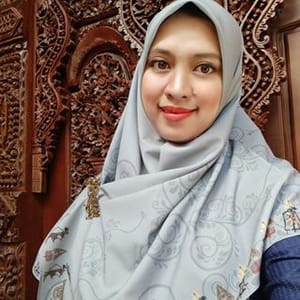 Khilma Anis