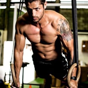William Mora
