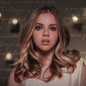 Julia Svacinna