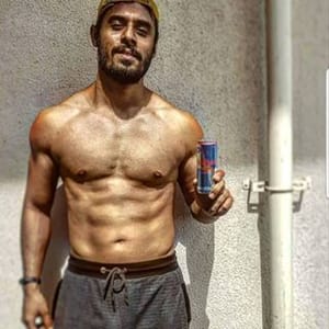 2 AM Club
