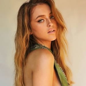 Alicia Moffet