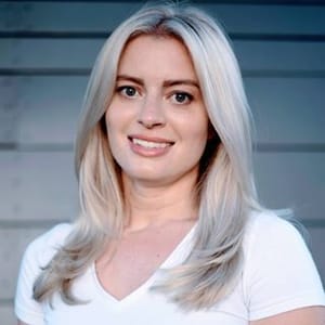 Elyse Willems