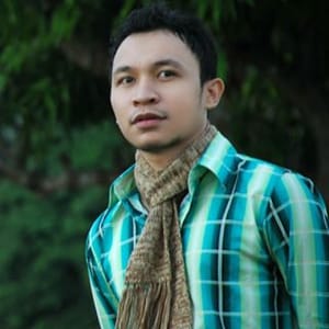 Atra Pav Petrana