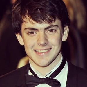 Skandar Keynes