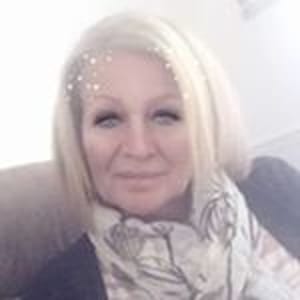 Julie Hewlett