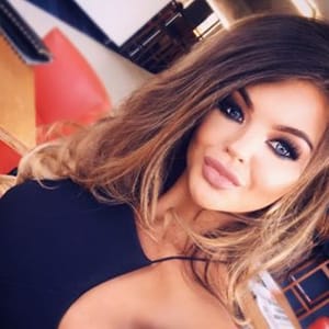 Holly Mcqueen