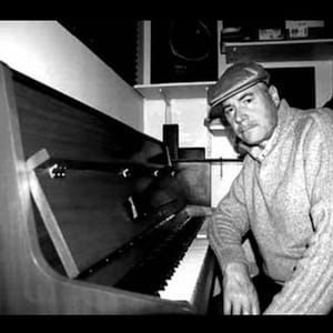 Martin Campbell