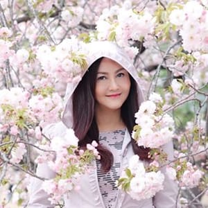 Atiek Nur Wahyuni