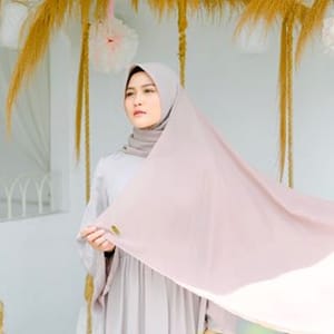 Henny Yuliana Rahman