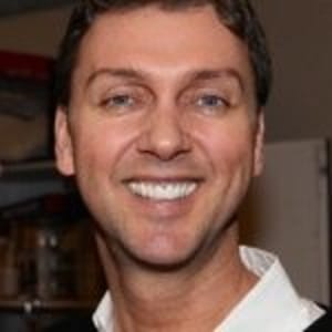 Warren Carlyle