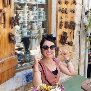 Emel Sakmak