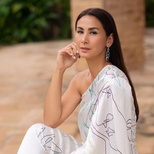Emi Stames