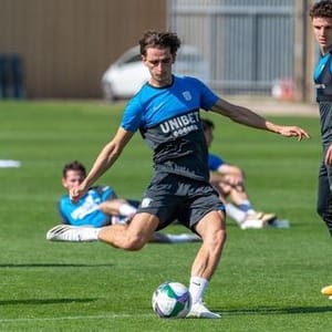 Tom Bayliss