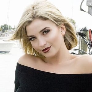 Nikki Banner