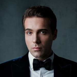 Jonathan Roxmouth
