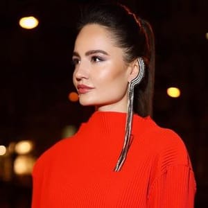 Yulya Tikhonenko