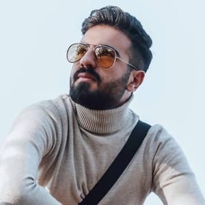 Srosh Aali Nzhadian