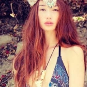 Angelina bordeaux