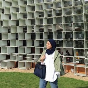 Mira Zulkifli