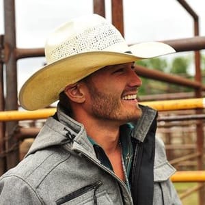 Taylor Toves