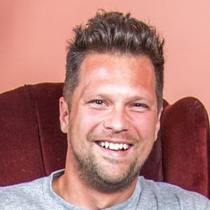 Julian Mccullough