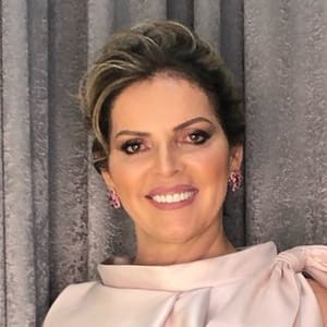Simone Leite
