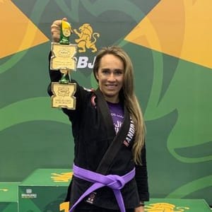 Carla Karine Melo