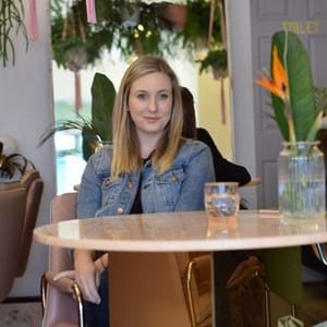 Laura Thomas
