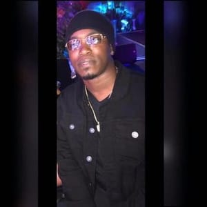 Dee Jay Dee Glove