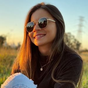 Isabelle Araujo
