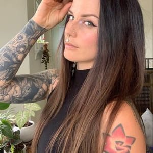 Marina  V