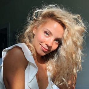 Hannah Bayer