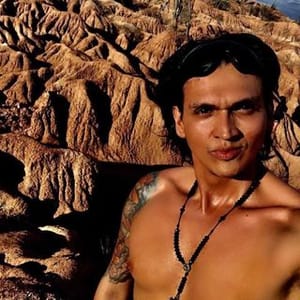 Luis Mora A.