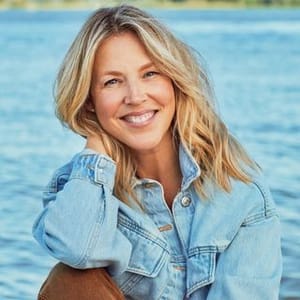 Julie Belanger