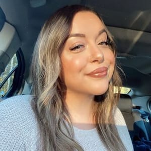 Hayley Noelle
