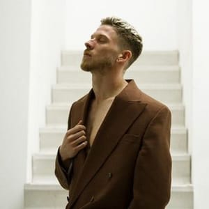 Jowha Van De Laak