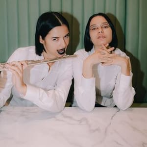 Bloom Twins