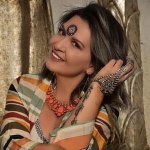 PAOLA JIMENEZ