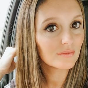 Lindsey  Palles