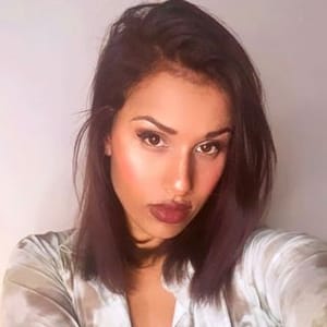 Amika Ezer
