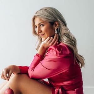 Jozy  Blonde &amp; Bliss