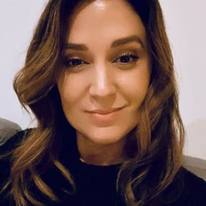 Lisa Vella