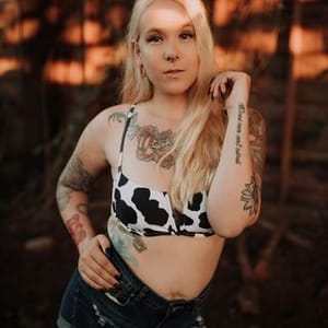 Bruja Suicide