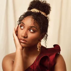 Sophia Thakur